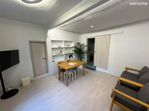 북촌, 한옥마을, 2층독채 전체사용, 주차가능, 안국역, 경복궁 도보 5분, 종로, 서울, 서촌, 촌,Chon