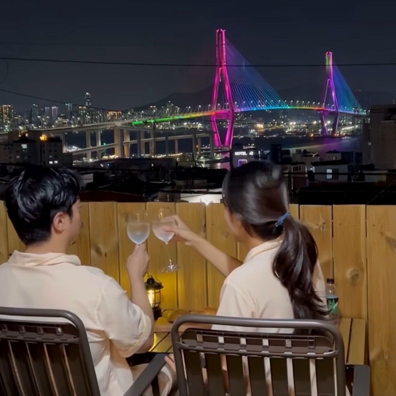 그해,영도 | 독채 감성숙소 / 자쿠지 / 부산항대교뷰 / 흰여울문화마을