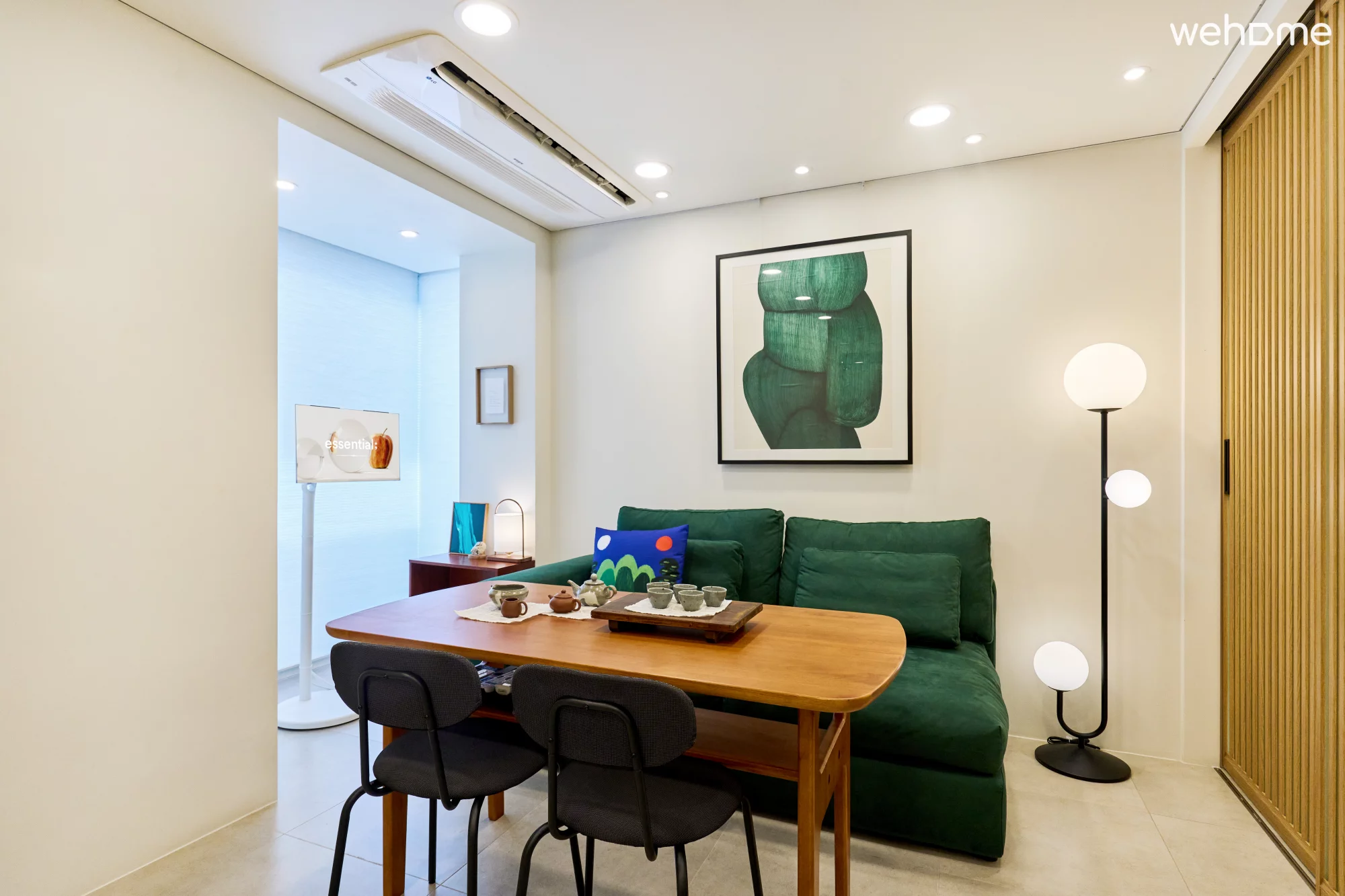 Picturesque House (1st Floor)