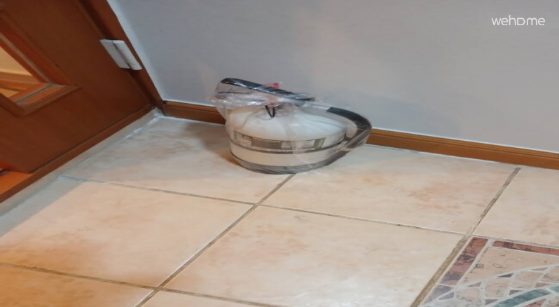 화재 발생시, 사용하는 소화기 입니다.
어린이들이 사용하지 않도록 주의해주세요!

(소화기 설명 및 사용 안내)
-. 소화기 방사 시간은 12초
-. 종류(일반/분말)
-. 스탠드형
-. 약제 중량 3.3kg
-. 3.3kg 분말 용량으로 4.5kg 분말 소화기와 
   동일한 A4 B6 C등급의 화재 진압 능력을
   인정 받았습니다.