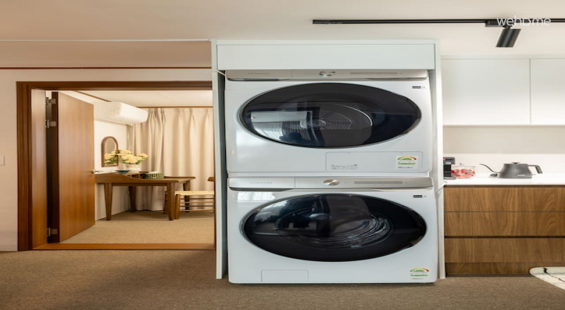 주방 공간에 세탁기가 함께 있어서 머무는 동안 쉽게 청소할 수 있습니다. 세탁기는 3박 이상 사용할 수 있습니다.

