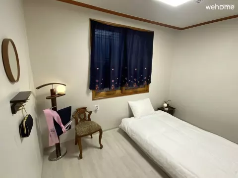 [女性のみ/1名様] ソミョン 15分ローカルシェアハウス:リンリン階段ハウス