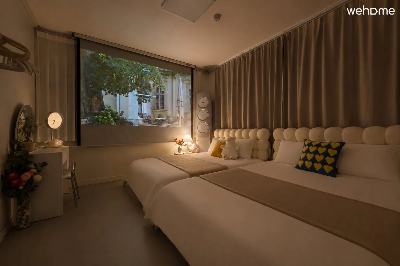 Gwangan Cream Stay | 3 min to Gwangalli Beach | 1st Floor Sensual Private House | No Extra Charge for 6 People | Up to 8 People·6 Beds | Drone Show·Luggage Storage | Hot Place