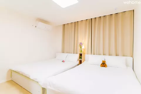 전체 리모델링 완료/ 3룸, 지상층 홍대 7분/ 퀸침대-2개, 킹침대-1개, 별도 공간룸(캐리어 등 보관)