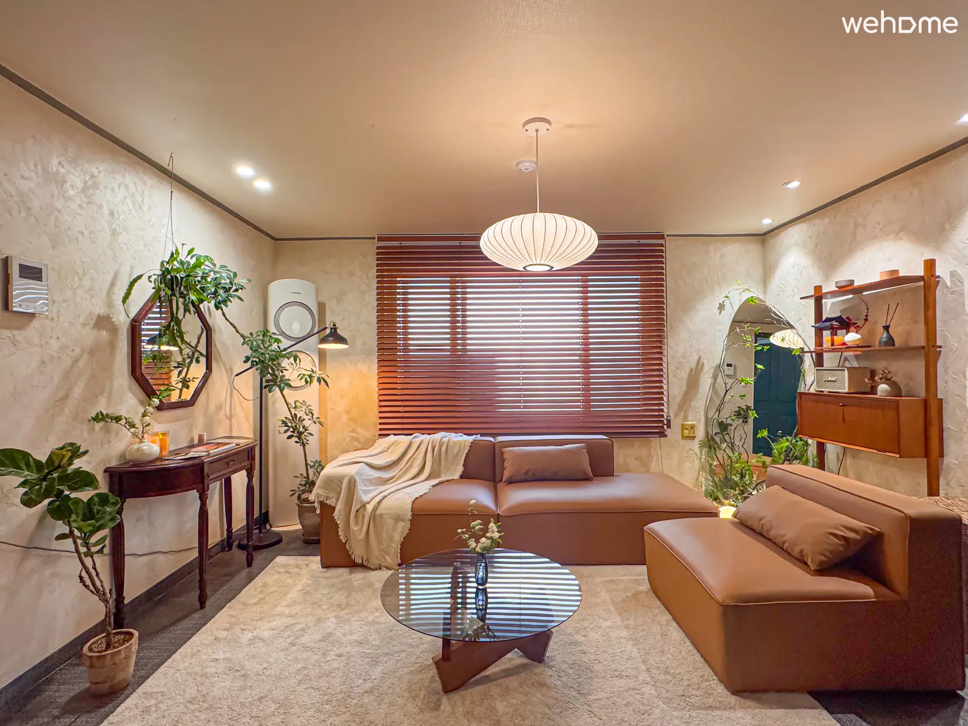 보타닉 바이브 · 4Beds + Dining · 지하철 도보 4분